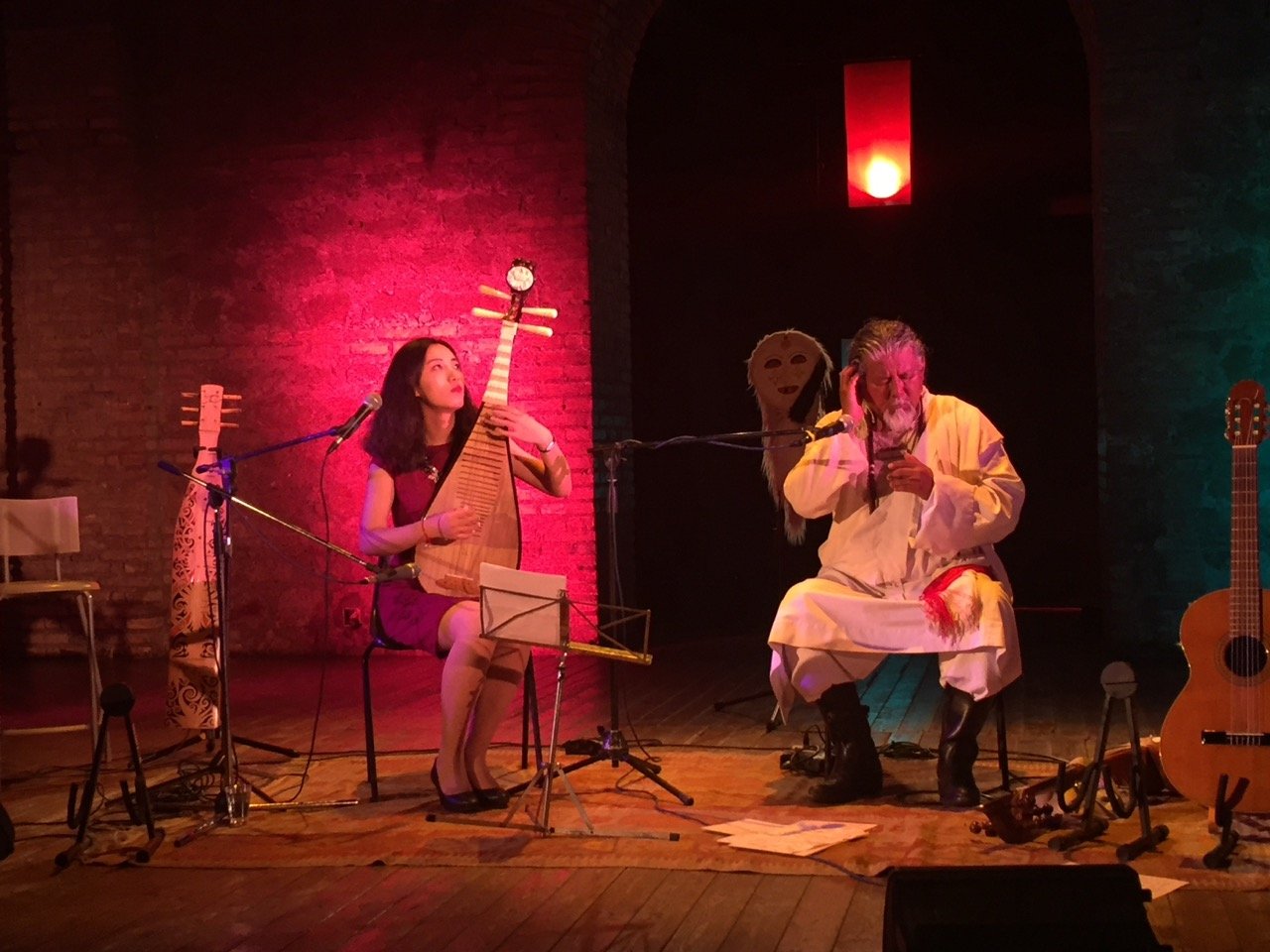 Loten Namling and Shao Yue Shen performing together at Teatro Sala Uno, Rome